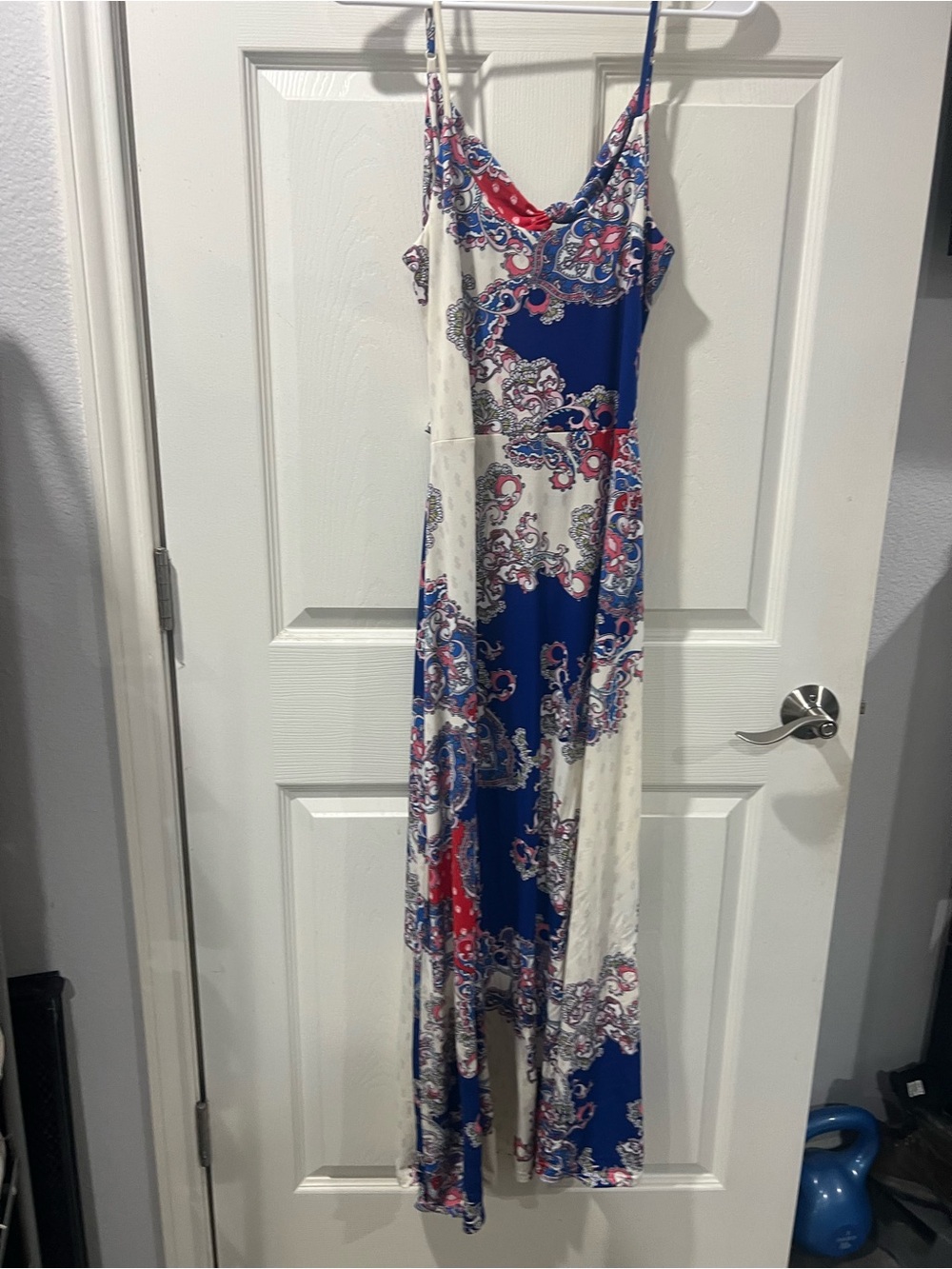 VENUS Blue White and Red Paisley Spaghetti-Strap Maxi Dress